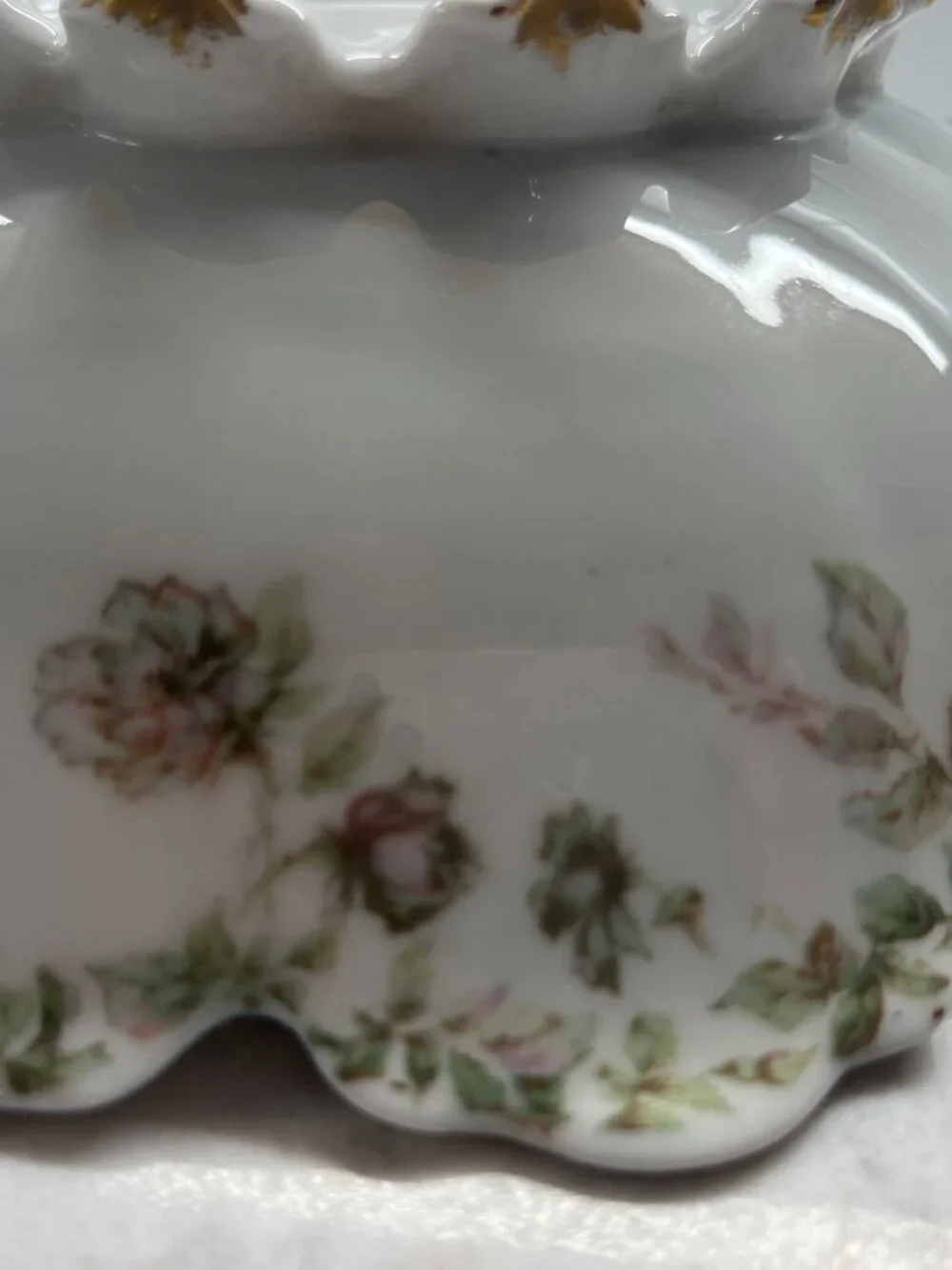 Haviland Limoges Low Round Serving Bowl - Colorful Pink Roses - Schleiger 1144 M